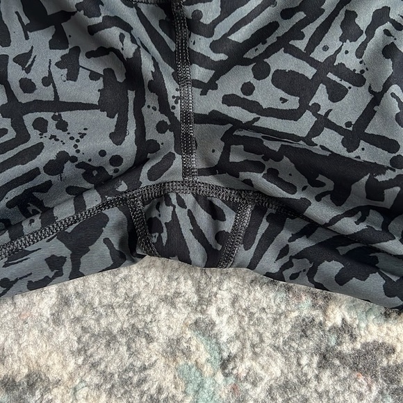 Lululemon Hot To Street Pant - Picture 6 of 16